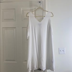 Float White Dress w/ Lacy Design